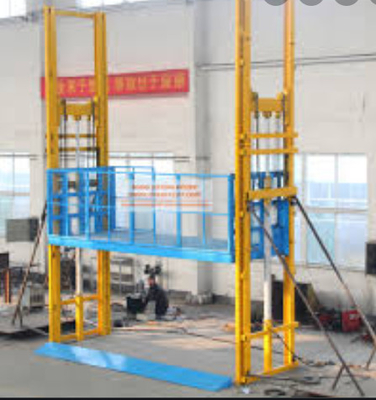 0.5m / s 2000KG Lift Kargo Luar Lift Plat Baja Semprot