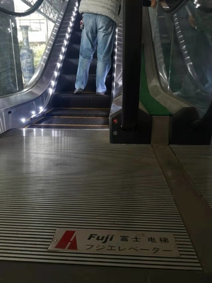 Escalator Walkway Pindah Kebisingan Rendah 9000 Orang / Jam 800mm Step Shopping Mall Eskalator