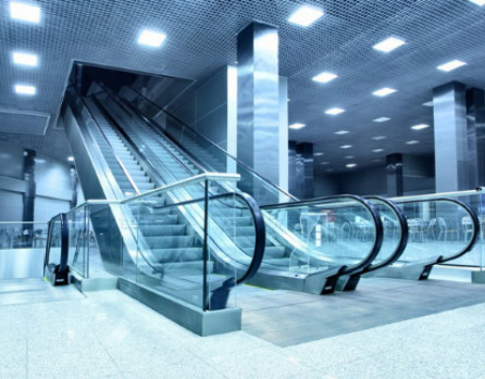 30 Derajat Moving Walk Eskalator 0,8 Meter Step Lift Monitor